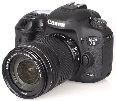 Nikon D5200 vs Canon EOS 7D Mark II Karşılaştırma